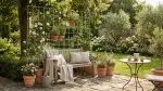 Gartenmöbel-Trends 2023: Nachhaltige Outdoor-Oasen gestalten